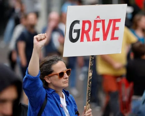 The nation Preparing for Major Strike Action Amid Deepening Governmental Crisis