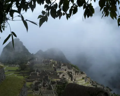 Debris on Railway Lines Leave 900 Travelers at Machu Picchu