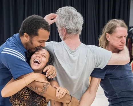 Diving into One and a Half Centuries of Male Identity in One Theatrical Work